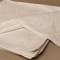 hvide-damask-servietter-monogrammer-gamle